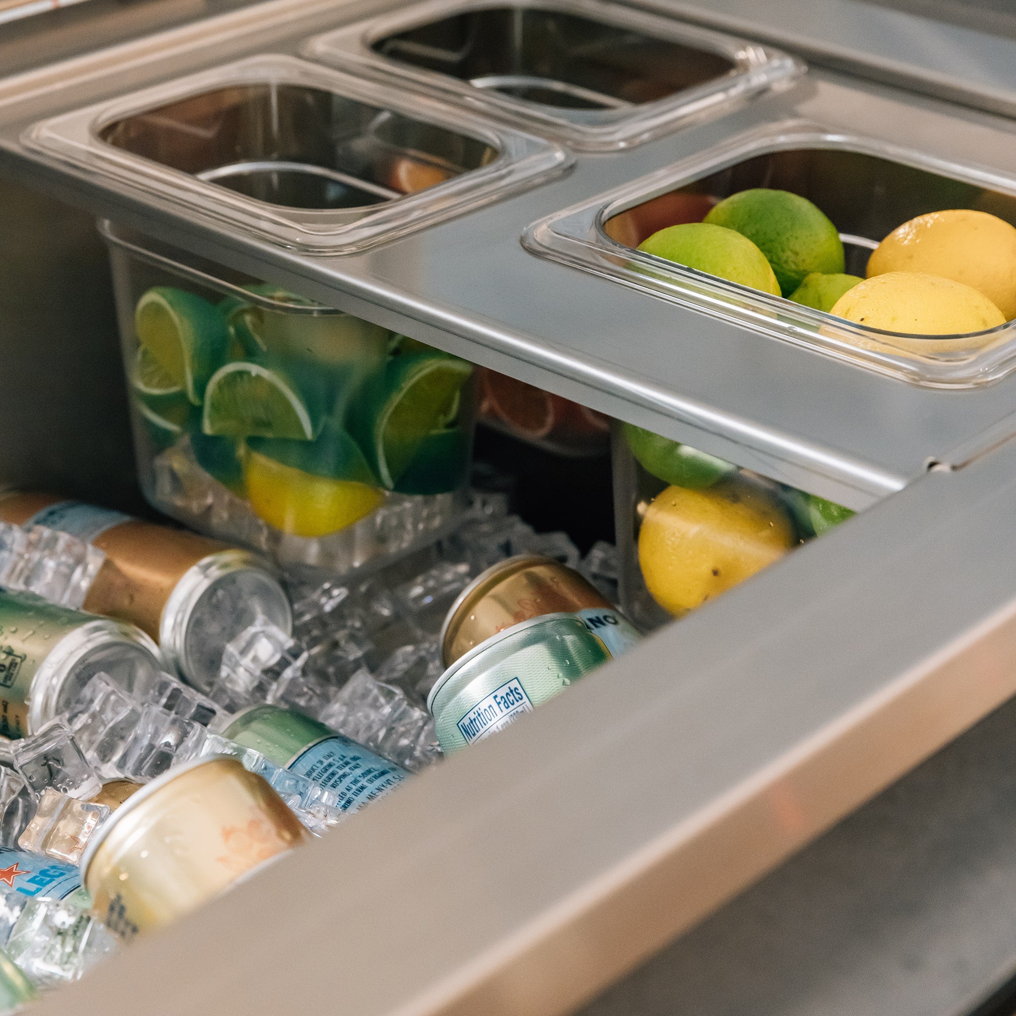 28″x 21″ Ice Chest