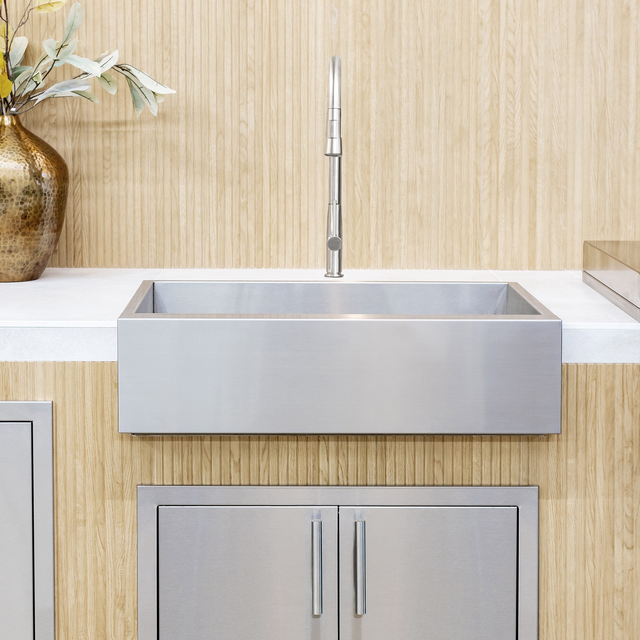 32″ Farmhouse Sink